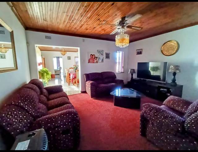 3 BEDROOM HOUSE FOR SALE IN NORTHDALE